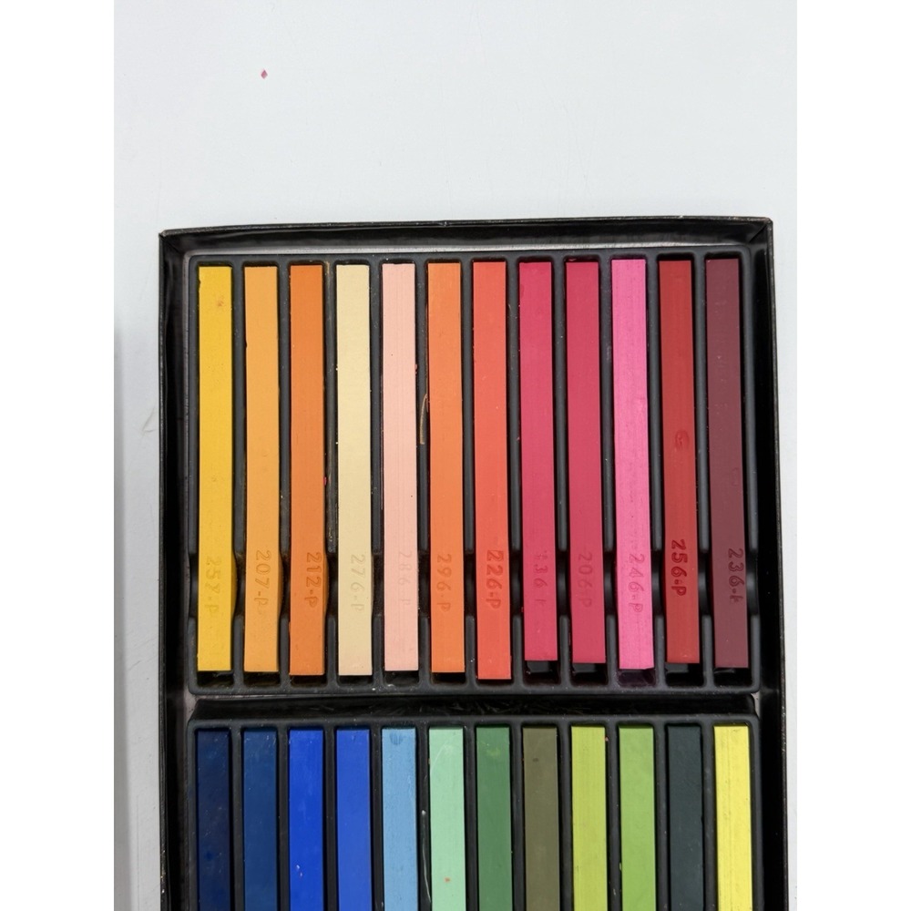 Prismacolor Premier Nupastel 36 Count Firm Pastel Set - Picture 6 of 7